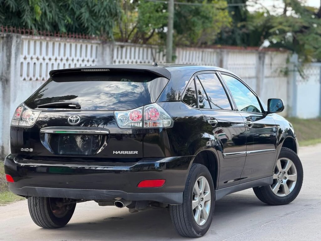 Magari Sokoni Toyota Harrier ya Bei Poa 2007
