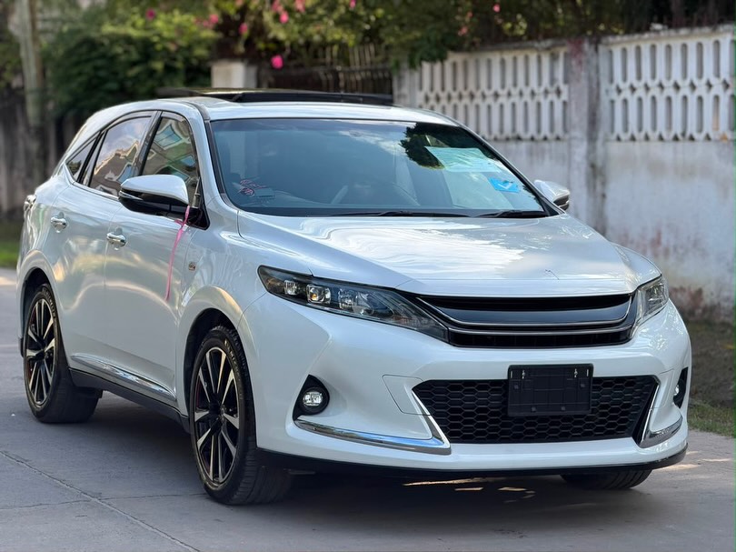Magari Harrier 2016 lipo Dar es Salaam