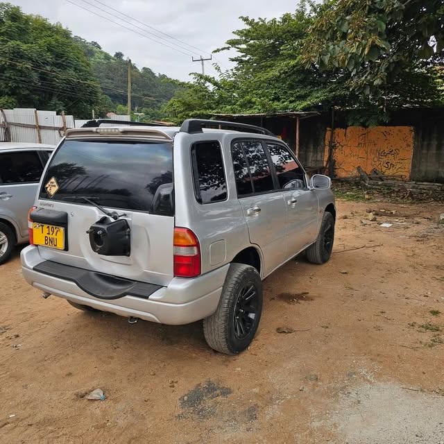 Buy Suzuki Escudo 2002 for Sale in Arusha