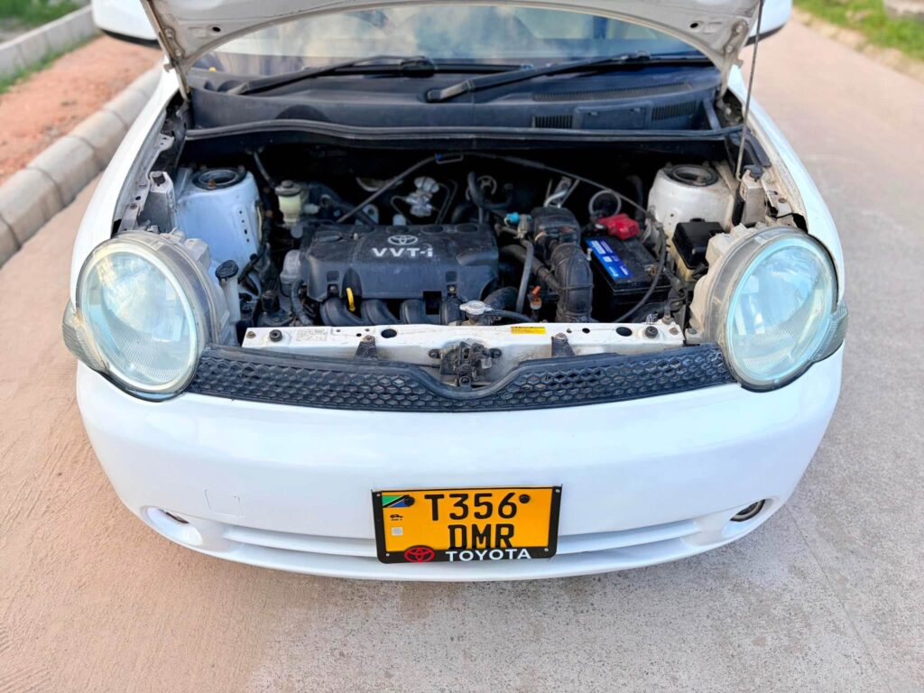 Buy Toyota Sienta 2004 for Sale in Dar es Salaam