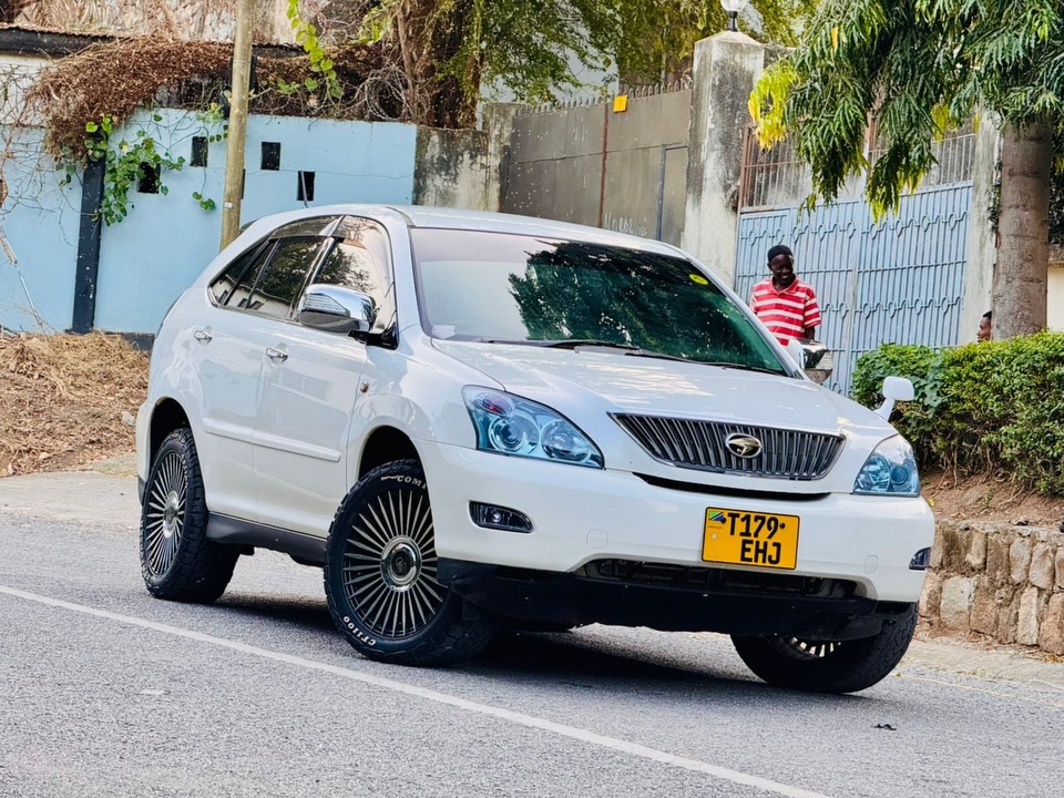 Price Of Toyota Harrier 2006 for Sale in Tanzania