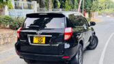 Toyota Vanguard bei poa sokoni Mwanza Tanzania