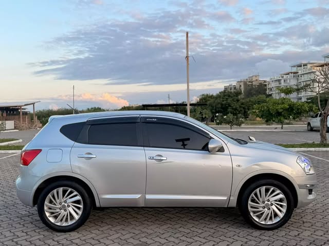 Bei ya Nissan Dualis 2011 Sokoni Dar es Salaam Tanzania