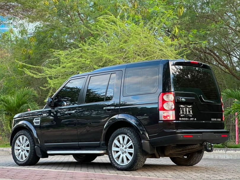 Magari Sokoni Land Rover Discovery 4 ya Bei Poa 2014