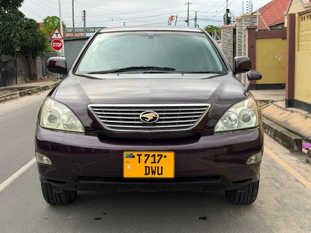 Magari Harrier 2007 lipo Dar es Salaam