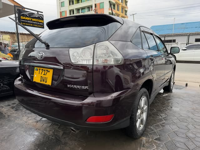 Toyota Harrier bei poa sokoni Dar es Salaam Tanzania