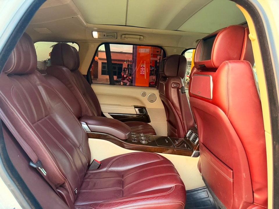 Magari Used Land Rover Range Rover 2014 Dar es Salaam Tanzania