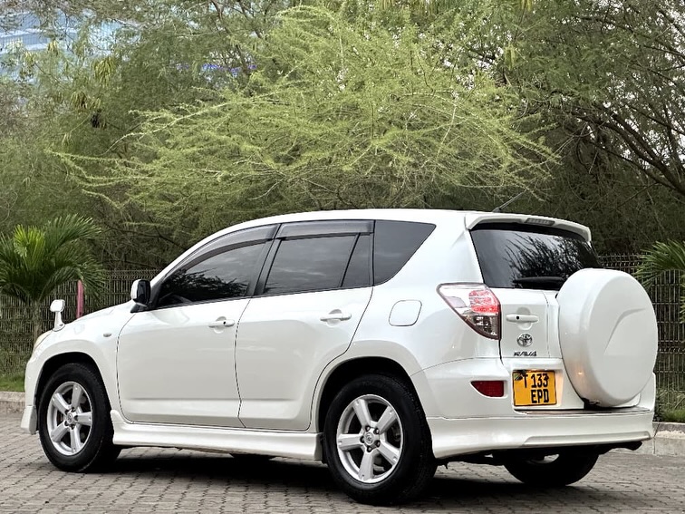 Buy Toyota Rav4 2007 for Sale in Dar es Salaam