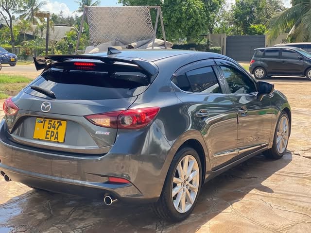 For Sale Mazda Axela 2018 in Dar es Salaam