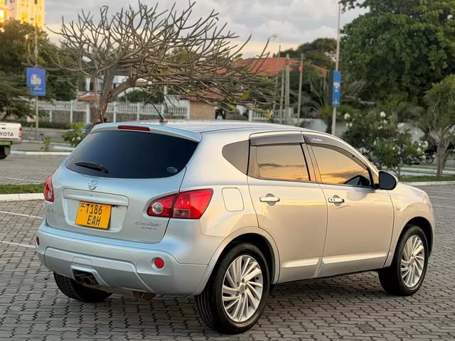 Nissan Dualis 2011 Inauzwa Dar es Salaam Tanzania