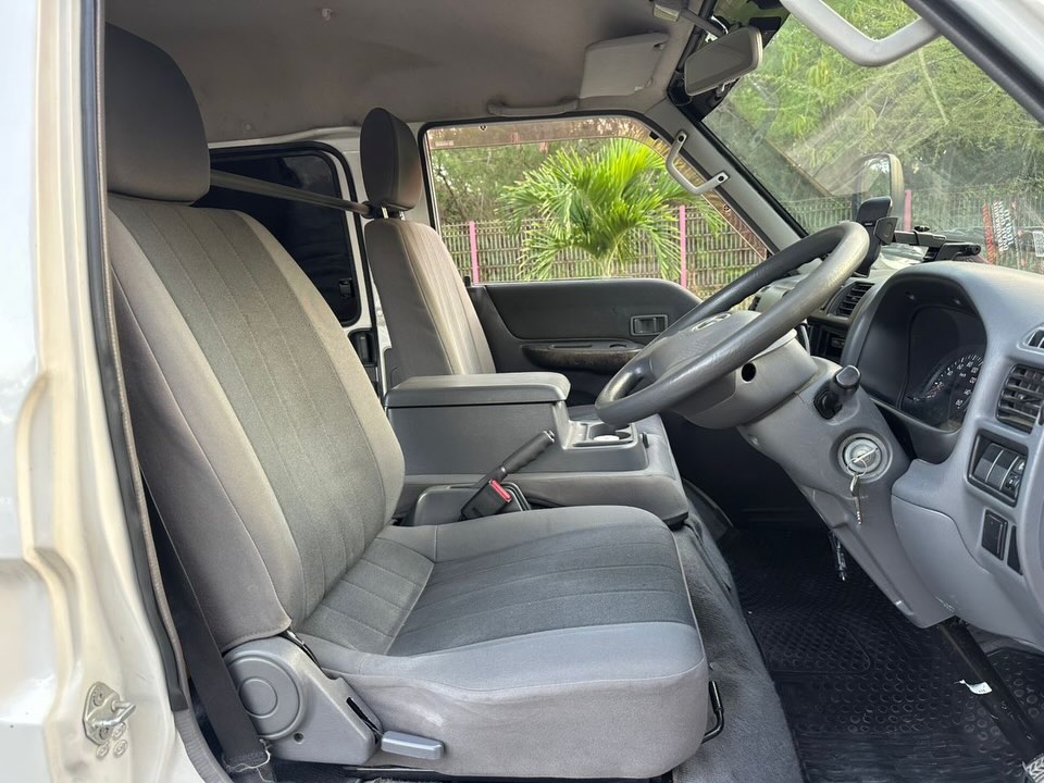 Bei ya Mazda Bongo 2015 Sokoni Dar es Salaam Tanzania