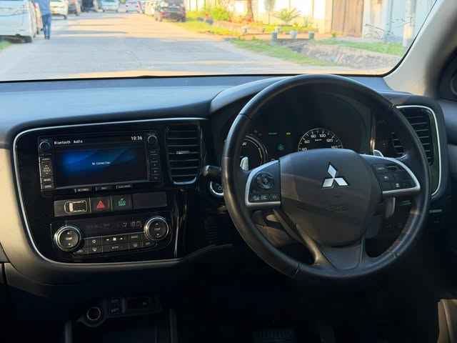 For Sale Mitsubishi Outlander 2013 in Dar es Salaam