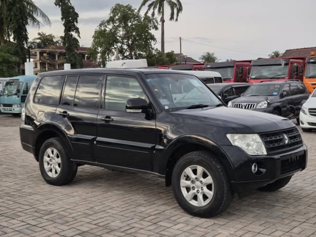 Bei ya Mitsubishi Pajero 2008 Sokoni Dar es Salaam Tanzania