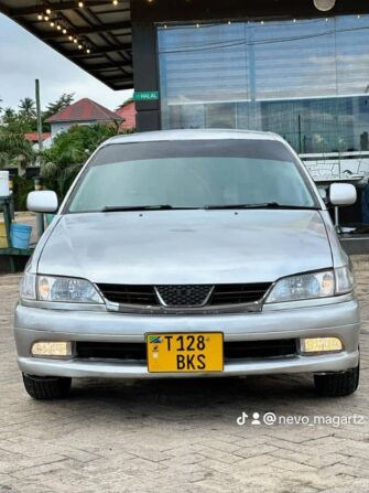 Bei Ya Toyota Carina 1998 Sokoni Dar es Salaam Tanzania