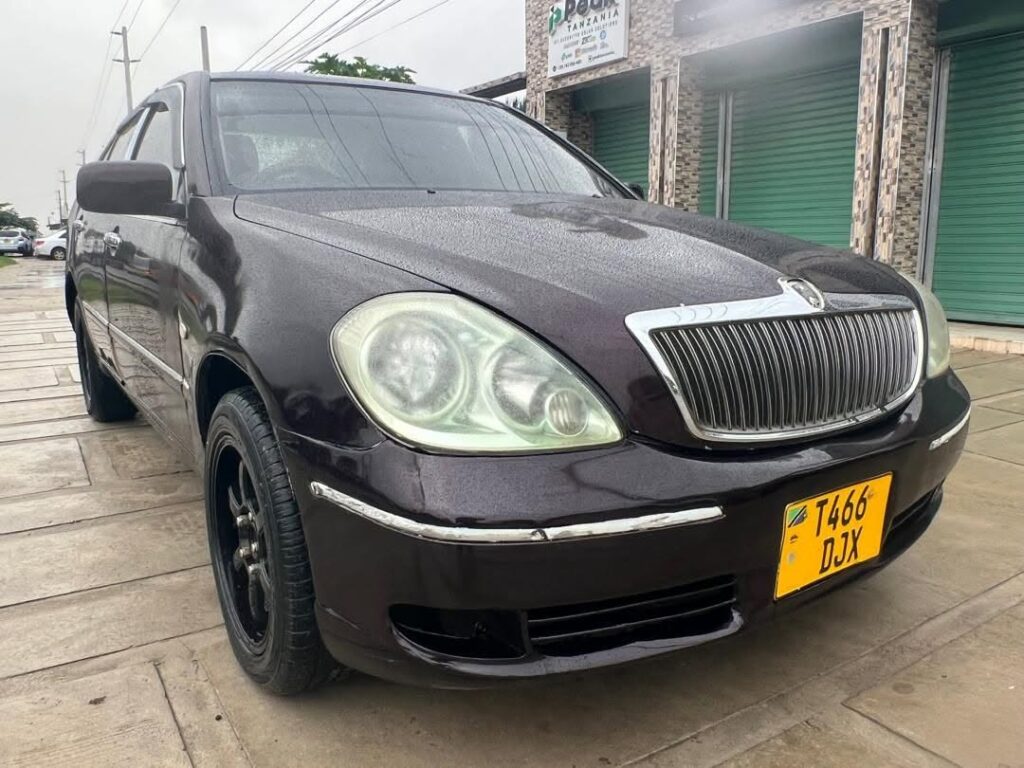 Toyota Brevis bei poa sokoni Dar es Salaam Tanzania