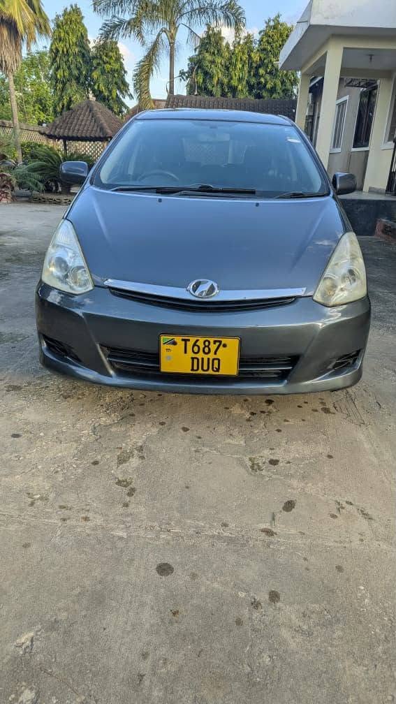 Magari Used Toyota Wish 2006 Dar es Salaam Tanzania