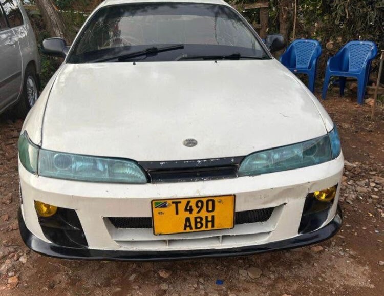 Toyota Corolla bei poa sokoni Mwanza Tanzania