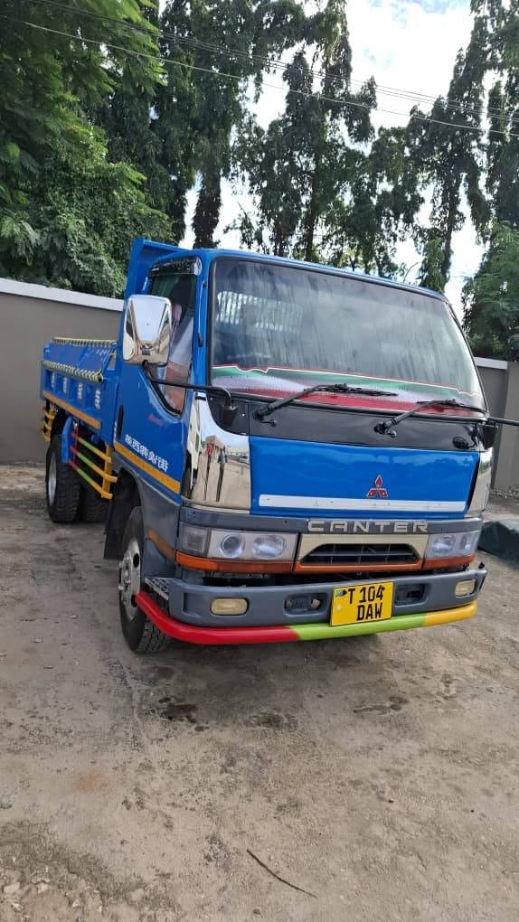 Mitsubishi Canter 2008 for Sale in Morogoro