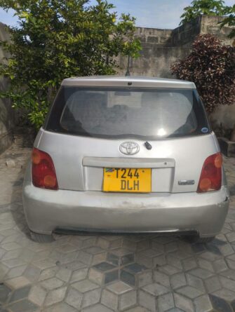 Bei Ya Toyota IST 2005 Sokoni Dar es Salaam Tanzania