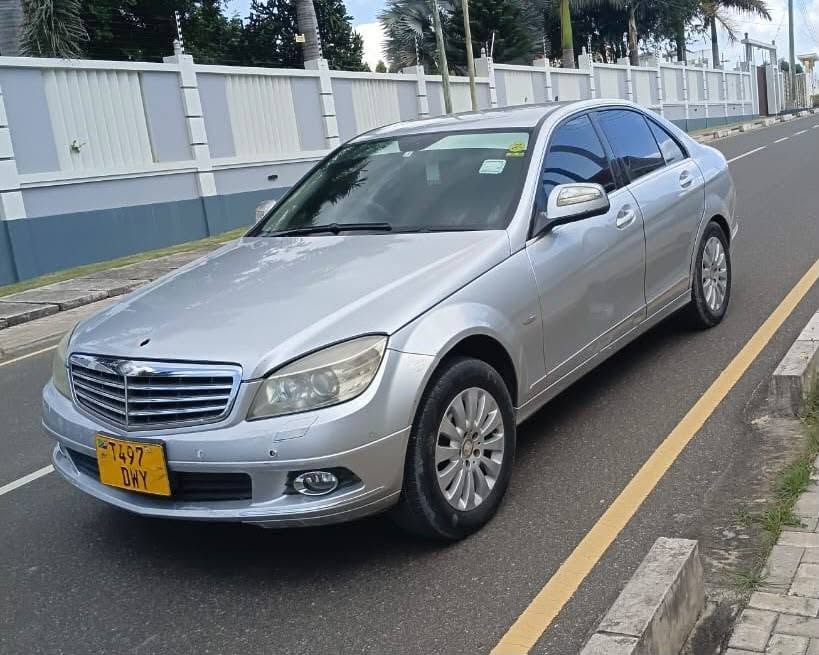 Magari Used Benz C-Class 2008 Dar es Salaam Tanzania