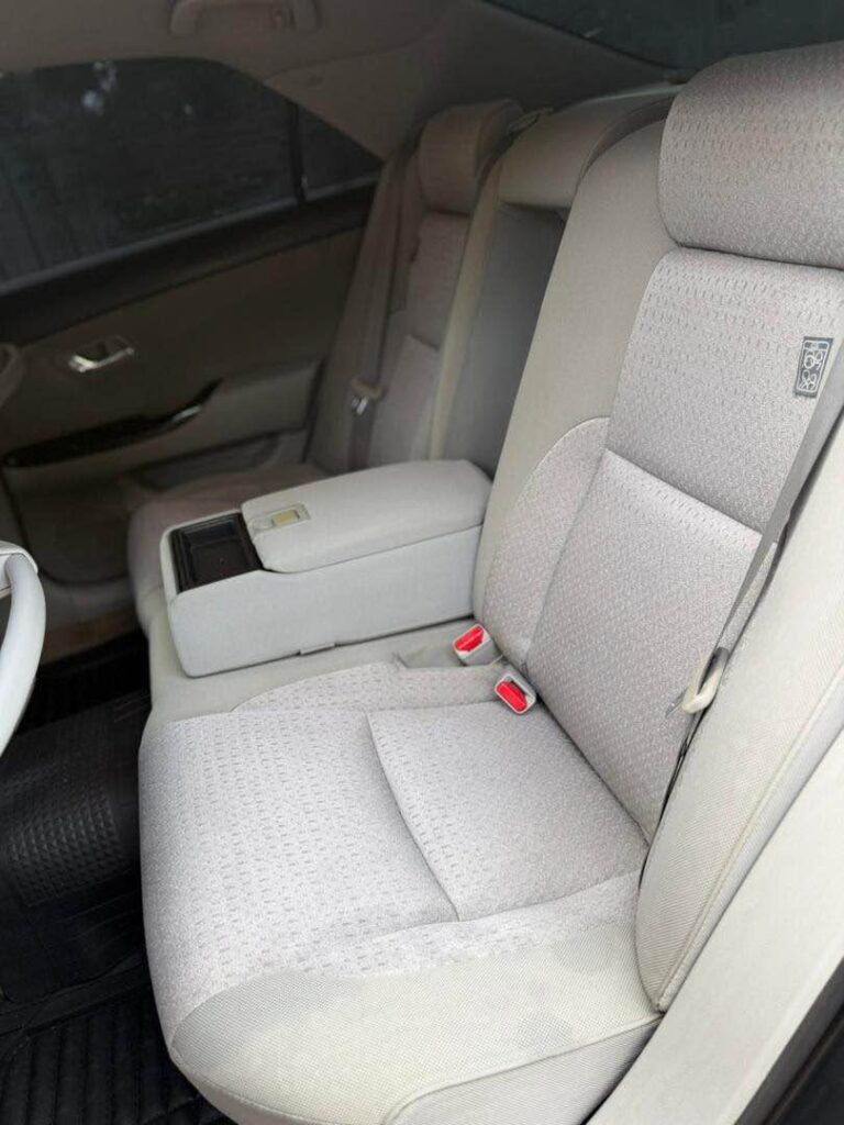 Price Toyota Crown 2009 for Sale in Dar es Salaam