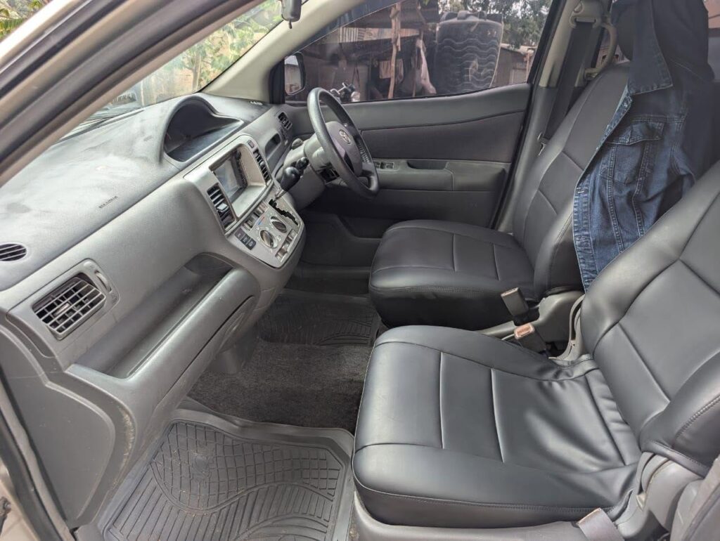 Price Toyota Raum 2006 for Sale in Dar es Salaam