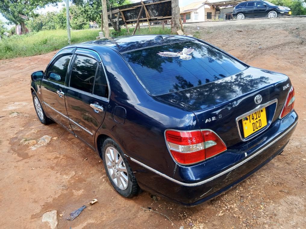 Toyota Brevis 2004 for Sale in Dar es Salaam