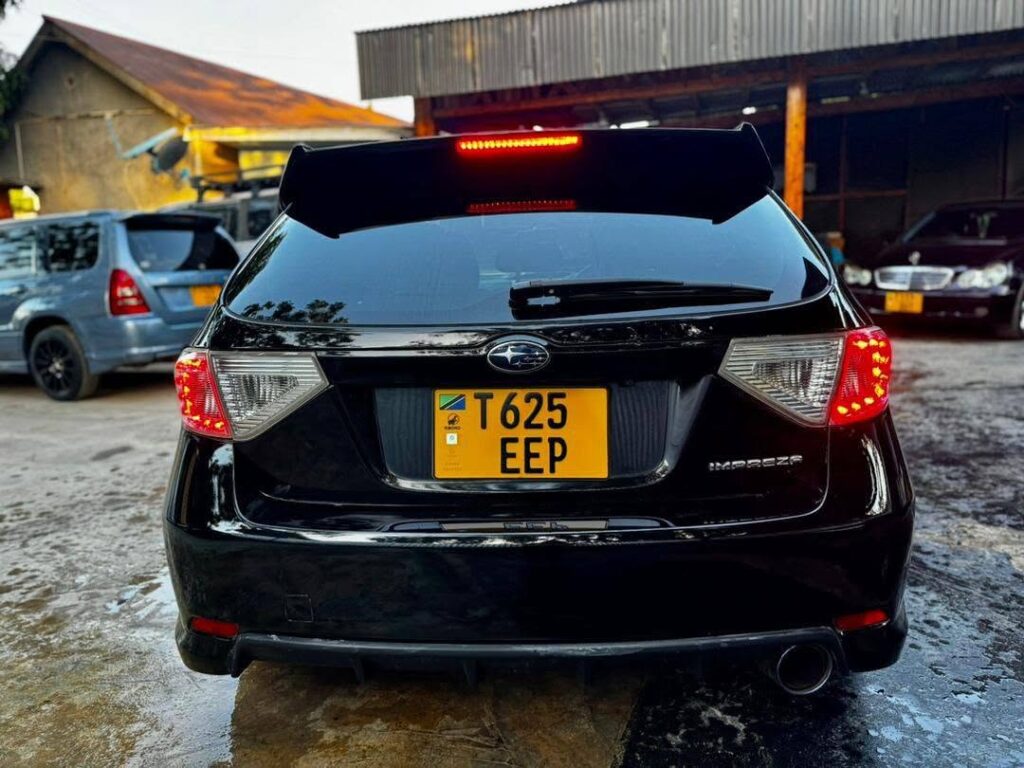Magari Sokoni Subaru Impreza ya Bei Poa 2011
