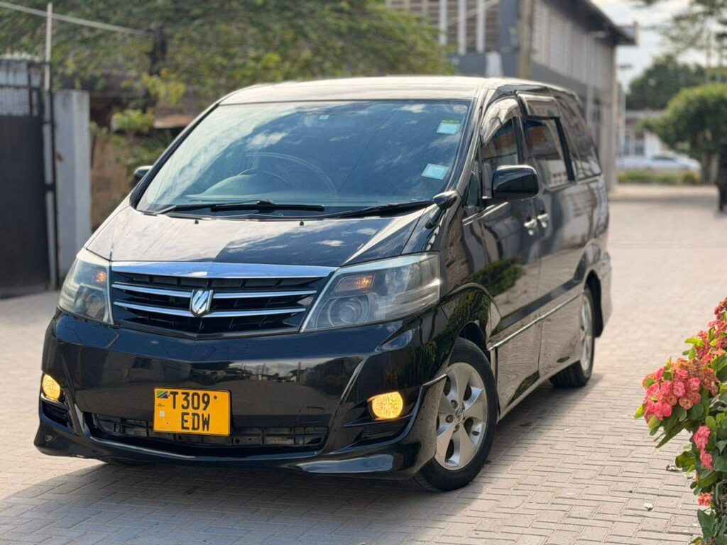 Magari Alphard 2006 lipo Dar es Salaam