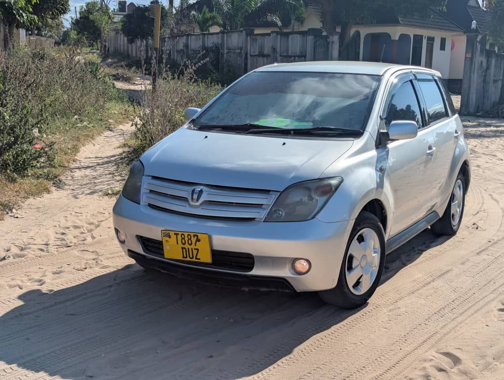 Toyota IST 2004 for Sale in Dar es Salaam