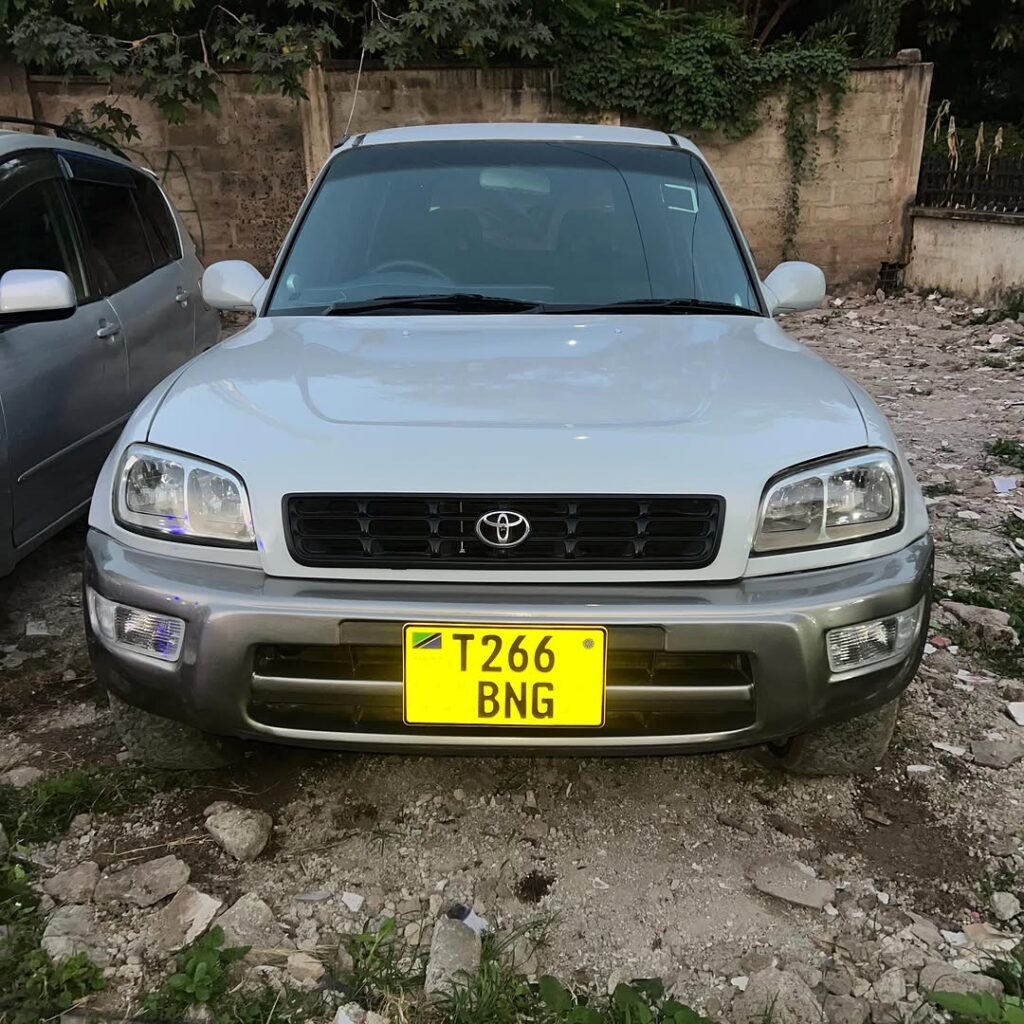 Price Of Toyota Rav4 2002 for Sale in Tanzania