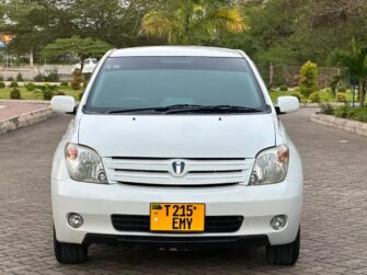 Price of Used Toyota IST 2005 for Sale in Dar es Salaam Tanzania