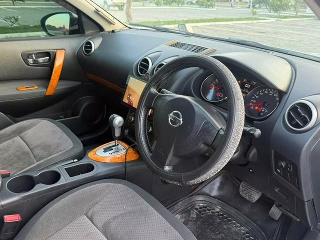 Magari Used Nissan Dualis 2011 Dar es Salaam Tanzania