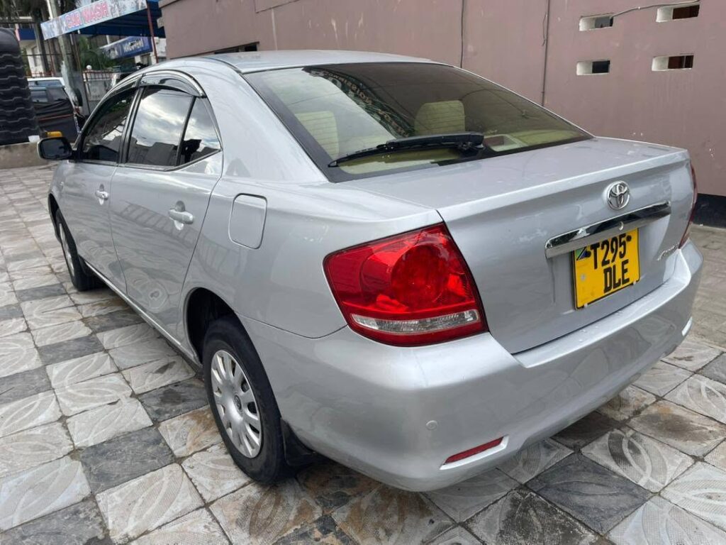 Toyota Allion bei poa sokoni Tanzania