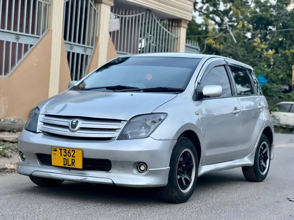 Price Of Toyota IST 2003 for Sale in Tanzania