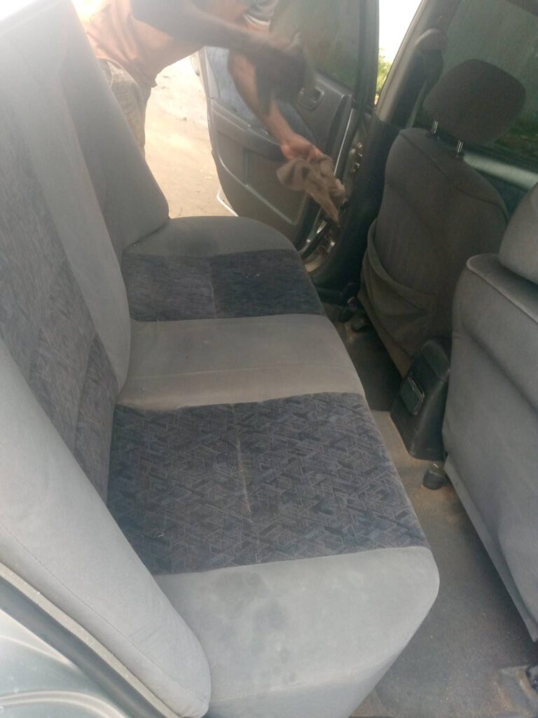 Price Toyota Carina 1998 for Sale in Dar es Salaam
