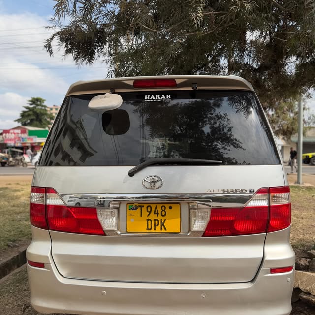 Price Of Toyota Alphard 2005 for Sale in Tanzania