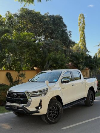 Bei Ya Toyota Hilux 2021 Sokoni Dar es Salaam Tanzania
