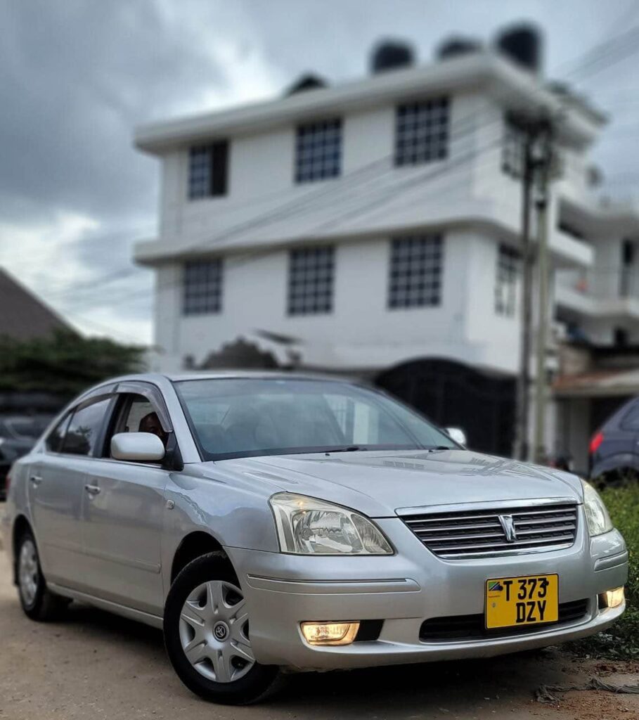 Price Toyota Premio 2004 for Sale in Dar es Salaam