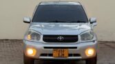 Magari Sokoni Toyota Rav4 ya Bei Poa 2005