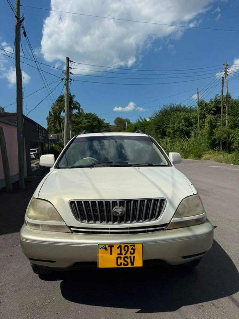 Bei ya Toyota Harrier 2000 Sokoni Dar es Salaam Tanzania