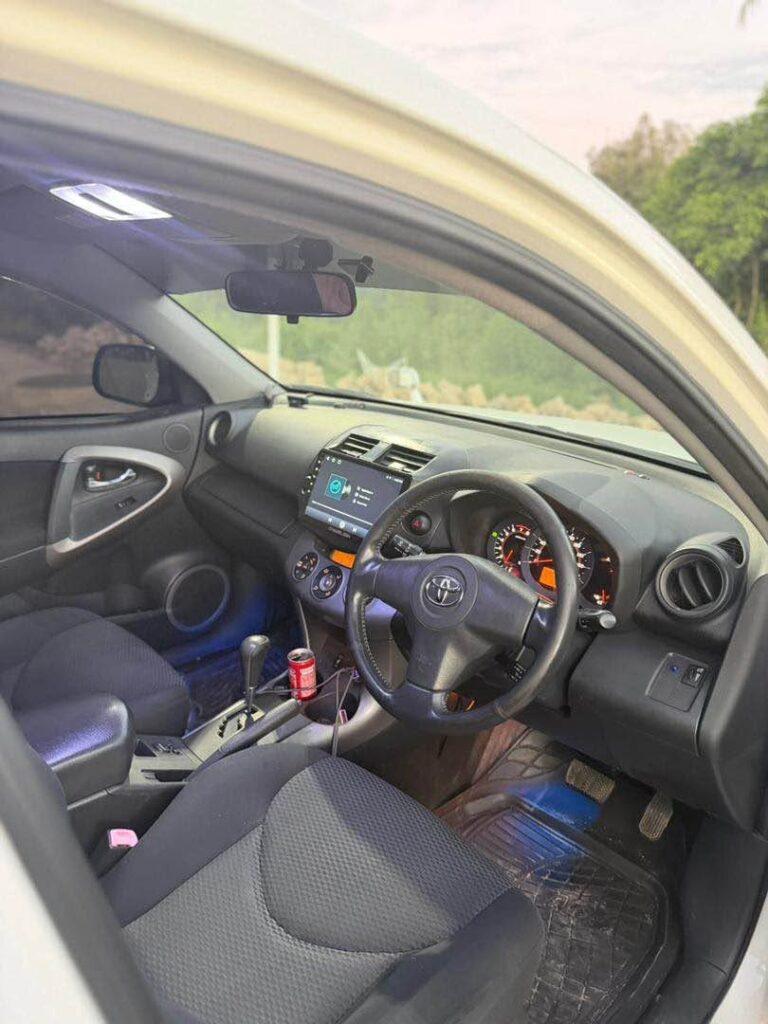 Toyota Crown 2009 for Sale in Dar es Salaam