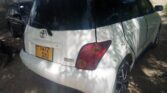 Magari Sokoni Toyota IST ya Bei Poa 2004