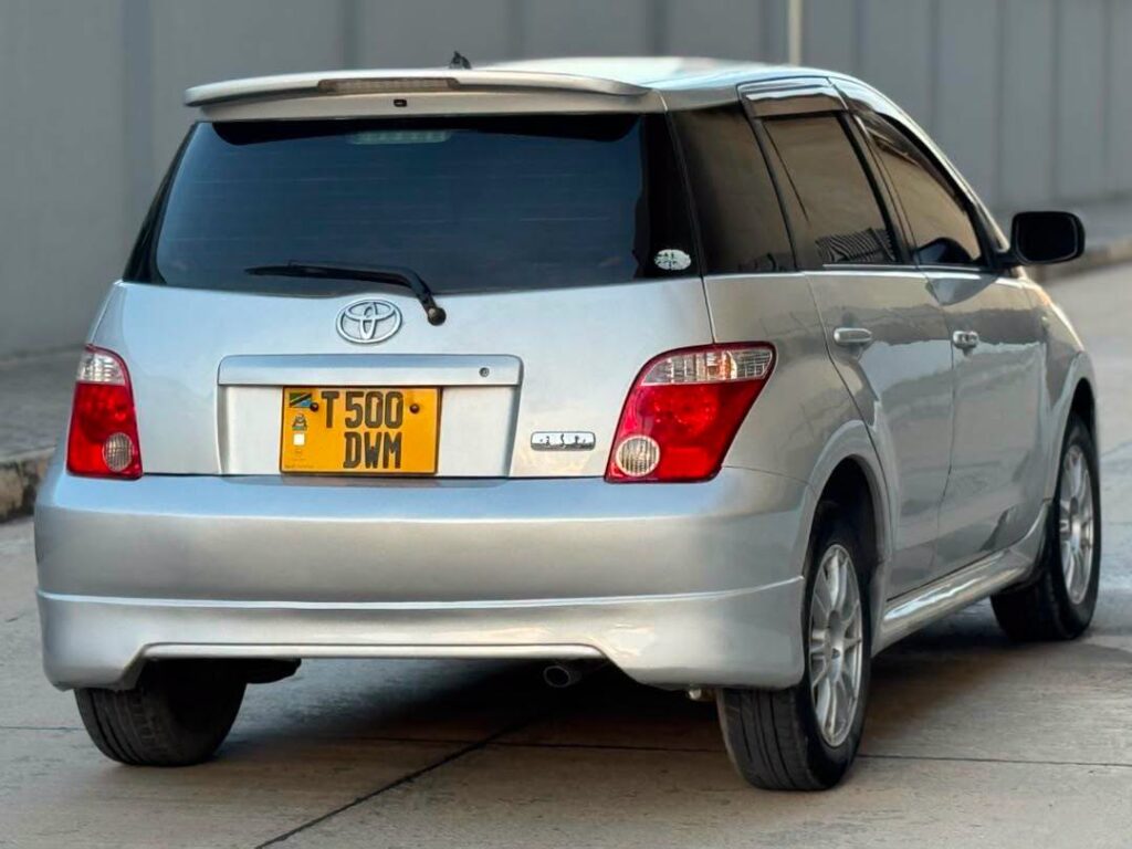 Magari IST 2007 lipo Dar es Salaam