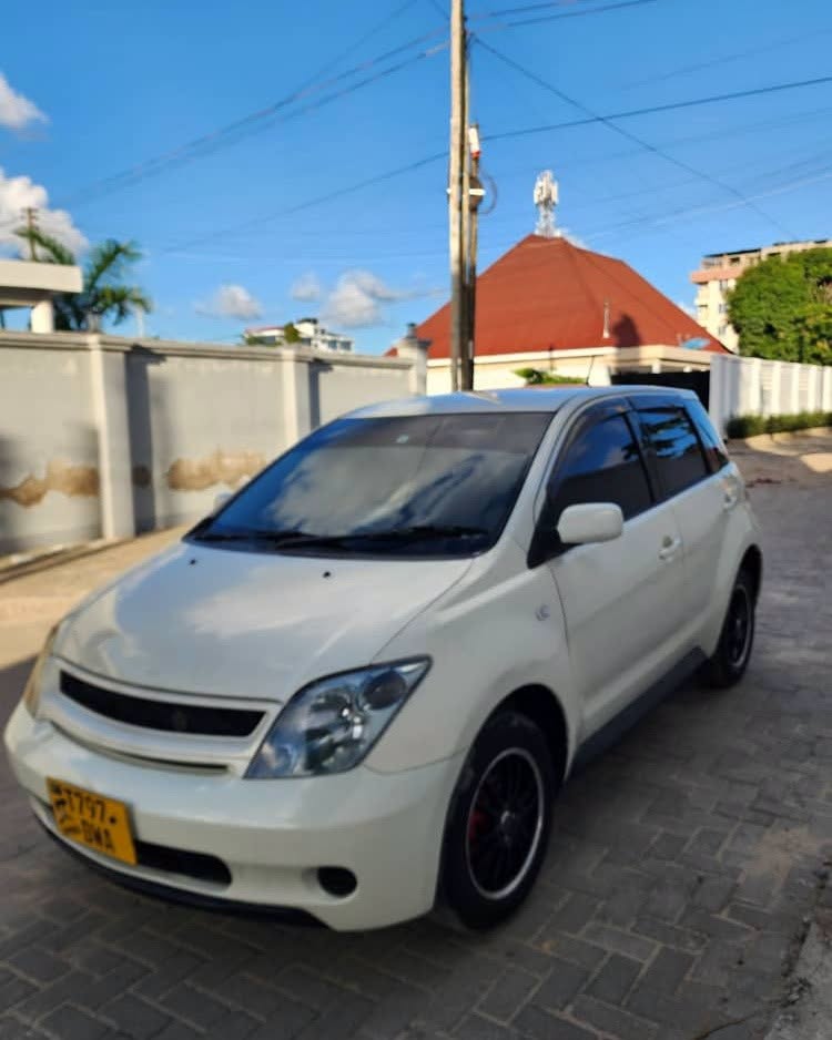 Price Of Toyota IST 2004 for Sale in Tanzania