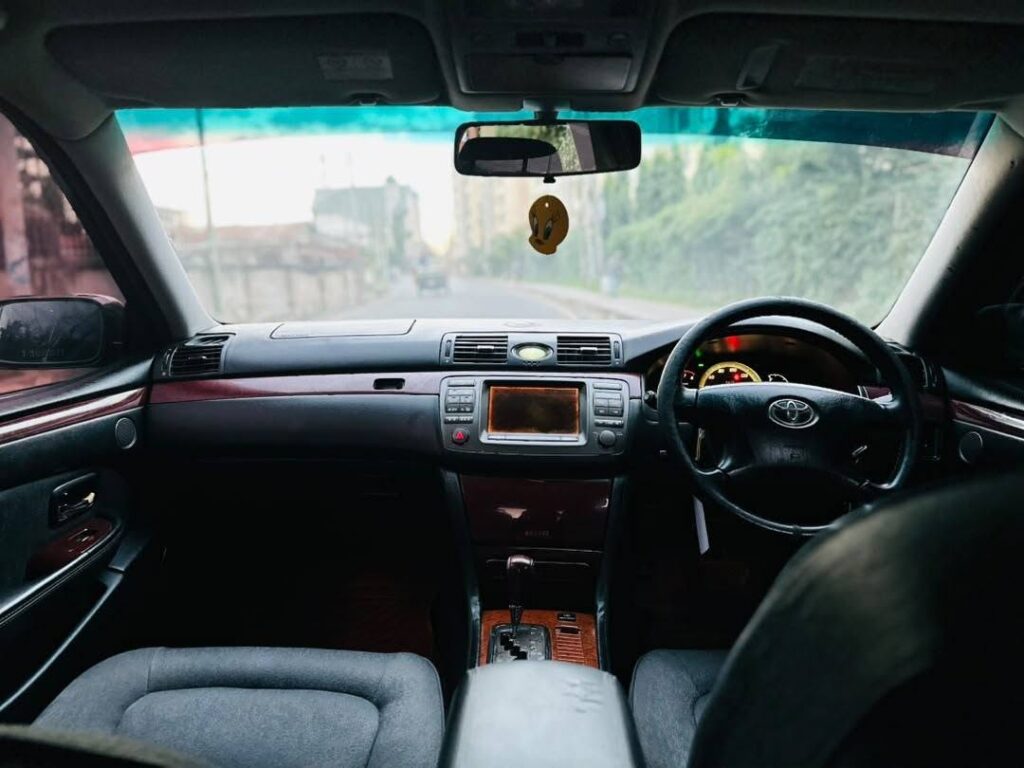 Price Of Toyota Brevis 2004 for Sale in Tanzania