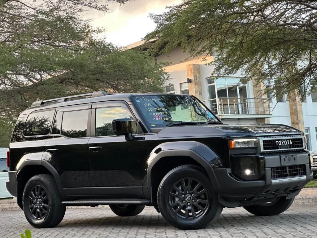 Magari Sokoni Toyota Land Cruiser Prado ya Bei Poa 2024