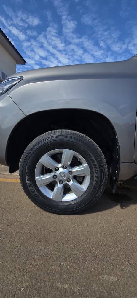 Magari Used Toyota Land Cruiser Prado 2018 Dar es Salaam Tanzania