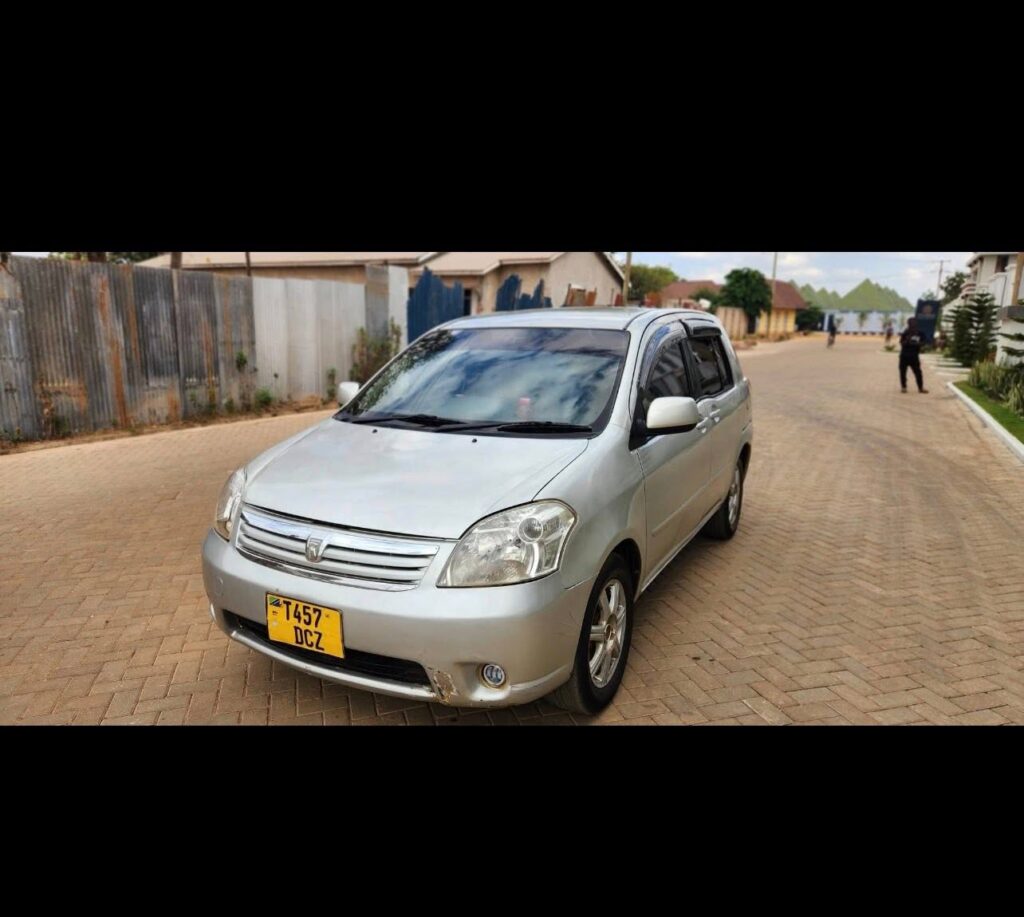 Magari Used Toyota Raum 2002 Shinyanga Tanzania