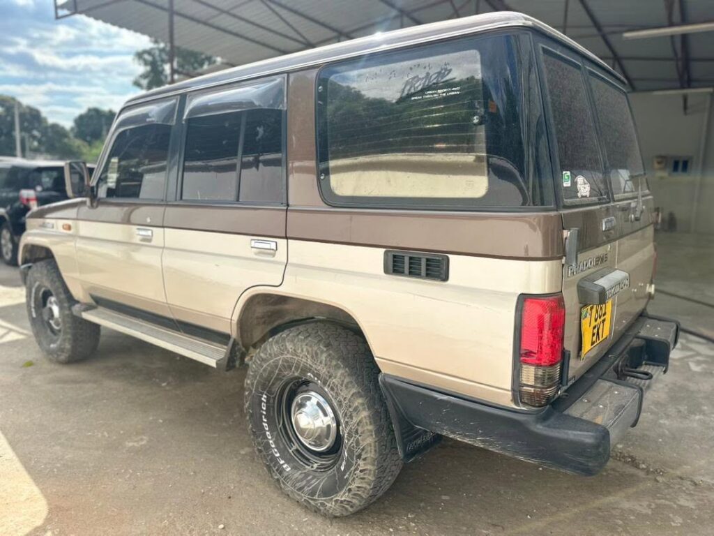 Magari Used Toyota Land Cruiser Prado 1991 Dar es Salaam Tanzania